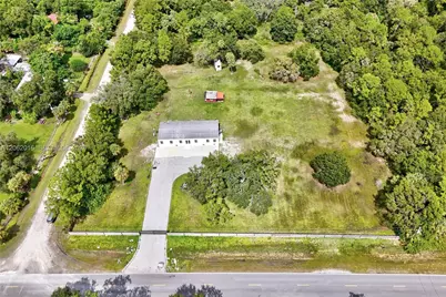 227 Hunting Club Ave, Clewiston, FL 33440 - Photo 1
