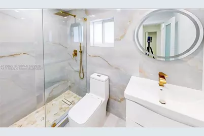 1749 SW 8th St, Homestead, FL 33030 - Photo 11