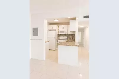 6095 W 18th Ave #S216, Hialeah, FL 33012 - Photo 9