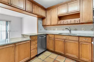 11411 SW 109th Rd, Miami, FL 33176 - Photo 9