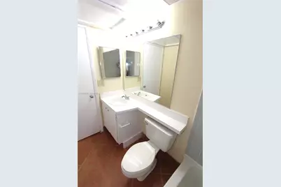 2890 N Oakland Forest Dr #206, Oakland Park, FL 33309 - Photo 17