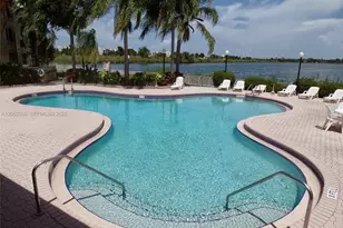 2890 N Oakland Forest Dr, Oakland Park, FL 33309 - Photo 25