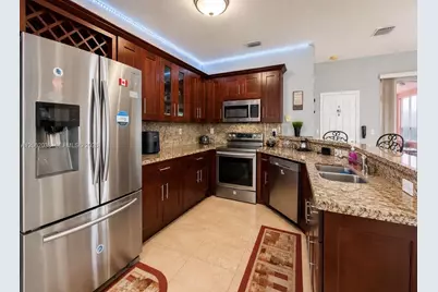 24044 SW 109th Path, Homestead, FL 33032 - Photo 9