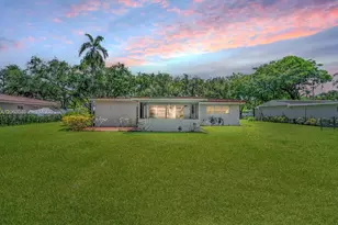861 Holly Ln, Plantation, FL 33317 - Photo 25