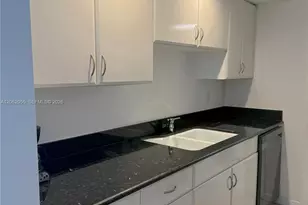 6917 Collins Ave, Miami Beach, FL 33141 - Photo 19