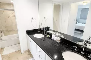 6917 Collins Ave, Miami Beach, FL 33141 - Photo 33