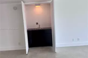 911 Ocean Dr, Juno Beach, FL 33408 - Photo 3