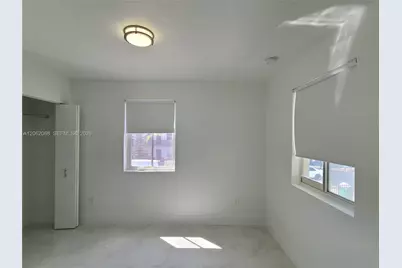 1646 NW 1st Pl #2, Miami, FL 33136 - Photo 9