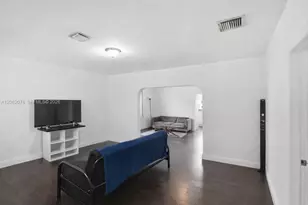3645 SW 25th Ter, Miami, FL 33133 - Photo 5