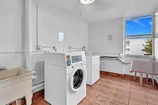 3849 NE 169th St, North Miami Beach, FL 33160 - Photo 35