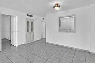 3849 NE 169th St, North Miami Beach, FL 33160 - Photo 15