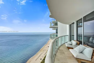 6365 Collins Ave #3002, Miami Beach, FL 33141 - Photo 19