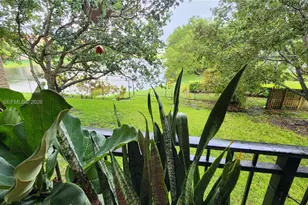 11601 SW 2nd St, Pembroke Pines, FL 33025 - Photo 13