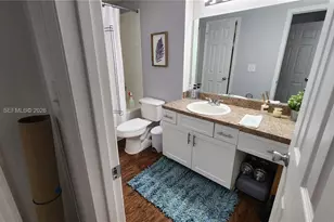 11601 SW 2nd St, Pembroke Pines, FL 33025 - Photo 9