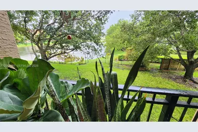 11601 SW 2nd St #21202, Pembroke Pines, FL 33025 - Photo 19