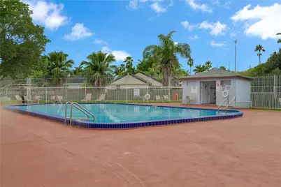 949 SW 7th Pl, Florida City, FL 33034 - Photo 33