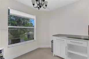 949 SW 7th Pl, Florida City, FL 33034 - Photo 21