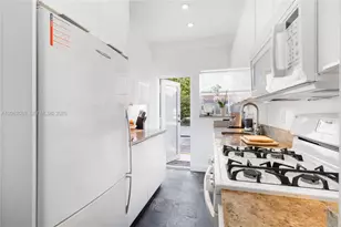 1620 Pennsylvania Ave, Miami Beach, FL 33139 - Photo 11