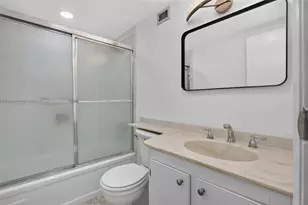 6080 NW 44th St, Lauderhill, FL 33319 - Photo 11