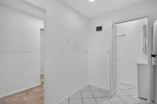 6080 NW 44th St, Lauderhill, FL 33319 - Photo 9