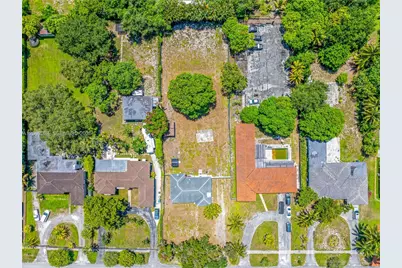 14120 NW 2nd Ave, Miami, FL 33168 - Photo 39