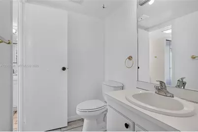 20335 W Country Club Dr #107, Aventura, FL 33180 - Photo 7