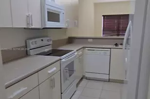 4917 SW 141st Ave, Miramar, FL 33027 - Photo 15