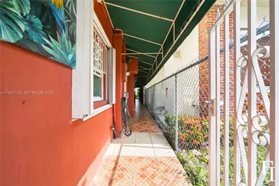 1353 SW 1st St, Miami, FL 33135 - Photo 5