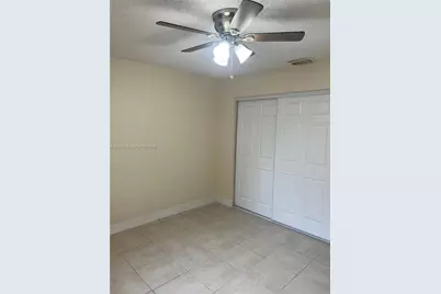 9 NE 44th St, Deerfield Beach, FL 33064 - Photo 9