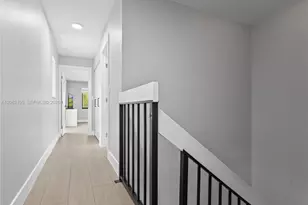 9853 Costa Del Sol Blvd, Doral, FL 33178 - Photo 15