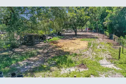 2587 E Rd, Loxahatchee, FL 33470 - Photo 11