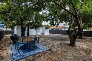 1021 NW 37th Ave, Miami, FL 33125 - Photo 19