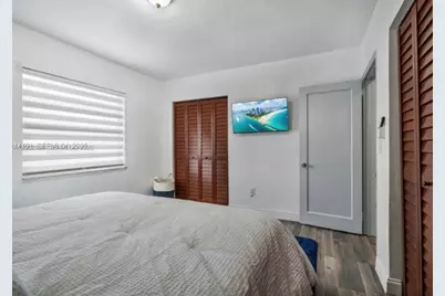 1021 NW 37th Ave, Miami, FL 33125 - Photo 15