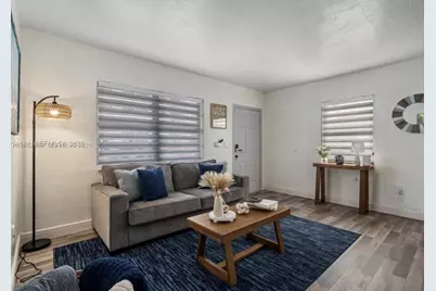 1021 NW 37th Ave, Miami, FL 33125 - Photo 5