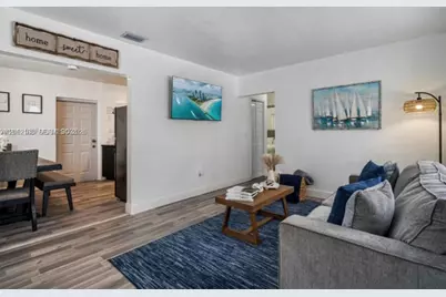 1021 NW 37th Ave, Miami, FL 33125 - Photo 3