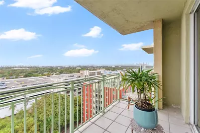 3500 Coral Way #PH-10, Miami, FL 33145 - Photo 3