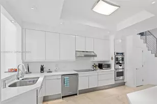 21103 NE 38th Ave, Aventura, FL 33180 - Photo 15