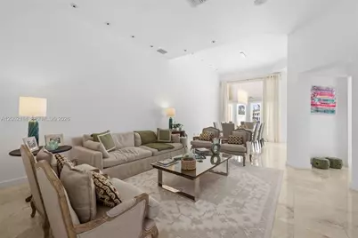 21103 NE 38th Ave #77, Aventura, FL 33180 - Photo 5