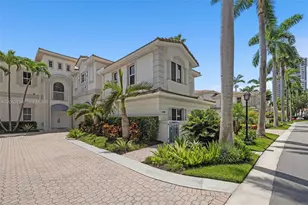 21103 NE 38th Ave, Aventura, FL 33180 - Photo 3