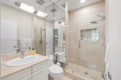 21103 NE 38th Ave #77, Aventura, FL 33180 - Photo 43