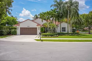 894 Spoonbill Cir, Weston, FL 33326 - Photo 1