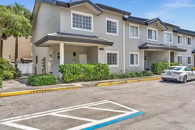 11810 NE 19th Dr #5, North Miami, FL 33181 - Photo 1