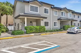 11810 NE 19th Dr, North Miami, FL 33181 - Photo 1