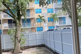 11810 NE 19th Dr, North Miami, FL 33181 - Photo 27
