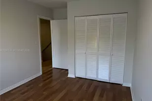 11810 NE 19th Dr, North Miami, FL 33181 - Photo 17