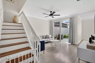 16862 SW 1st St, Pembroke Pines, FL 33027 - Photo 9