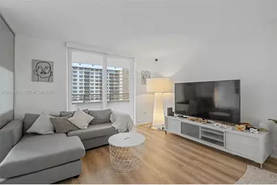 5555 Collins Ave #10V, Miami Beach, FL 33140 - Photo 5