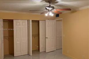559 N Mansfield N, Boca Raton, FL 33434 - Photo 15
