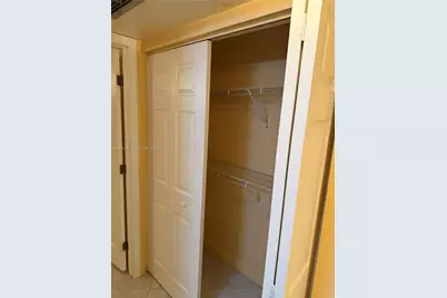 559 N Mansfield N #559, Boca Raton, FL 33434 - Photo 11
