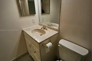 559 N Mansfield N, Boca Raton, FL 33434 - Photo 25